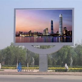 China 1080P HD im Freien 5 Millimeter Pixel-Neigungs-Anzeige, geführte Bildschirm-Fassade annoncierend fournisseur